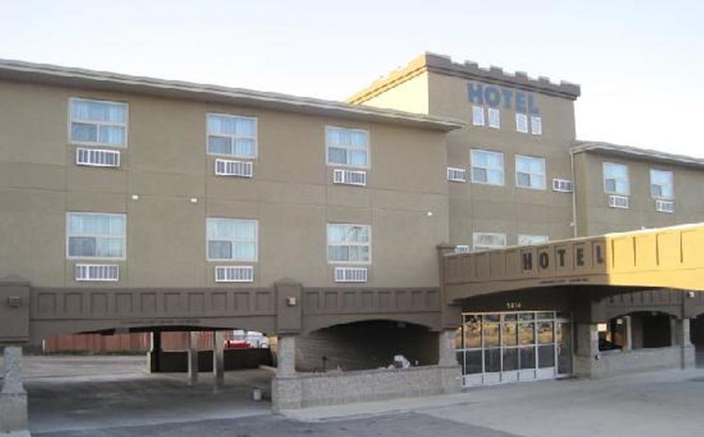 Hotel Super 8 By Wyndham Saskatoon Near Downtown Esterno foto